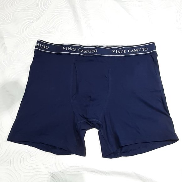 VINCE CAMUTO 3 PACK TRUNKS. - Picture 4 of 9